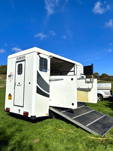 Equi trek stall - stall, horse