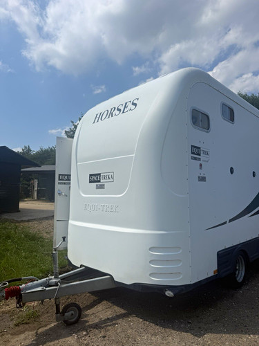 Equi trek space treka horse - treka,