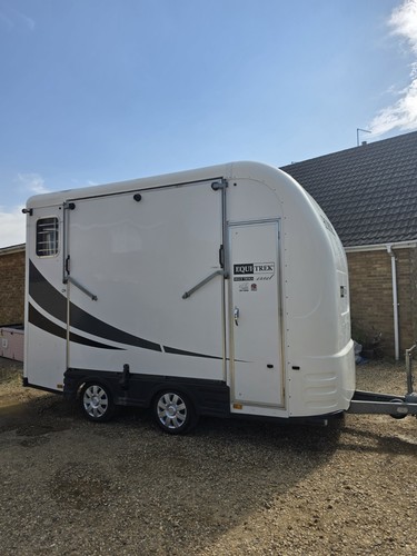 Equitrek space treka - space, l