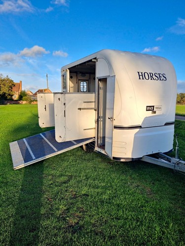 Equi trek space treka horse - equi-trek, space-treka