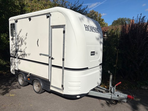 Equi trek horse trailer 2006 - horse,