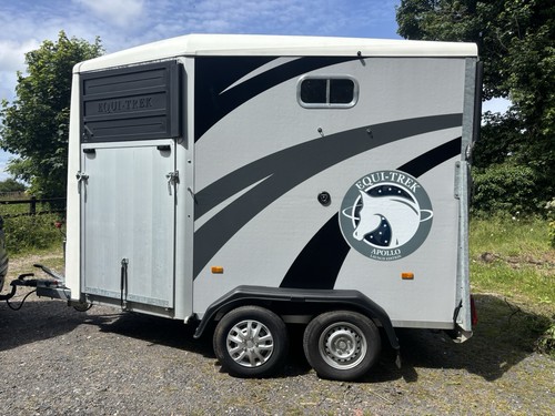 Equitrek apollo horse - equitrek,
